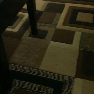 Meet your Posher, Abu